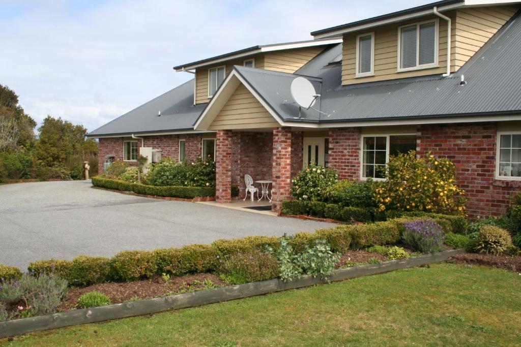 Hokitika Heritage Lodge Buitenkant foto
