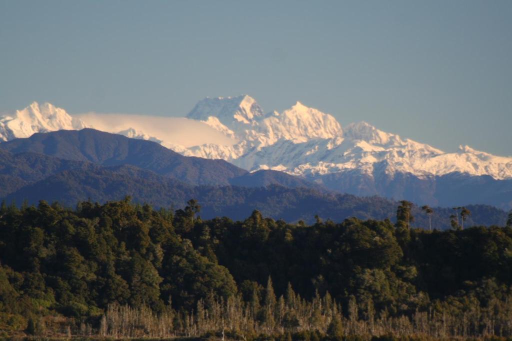 Hokitika Heritage Lodge Buitenkant foto